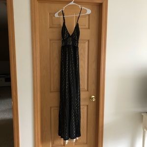 Lulus Black and Lace Maxi Dress
